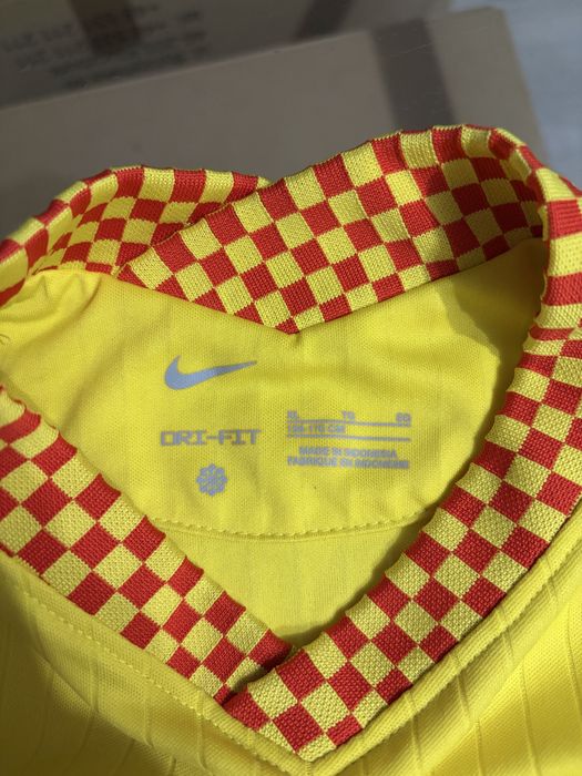 Koszulka nike Liverpool FC sezon 2021/2022 third kit