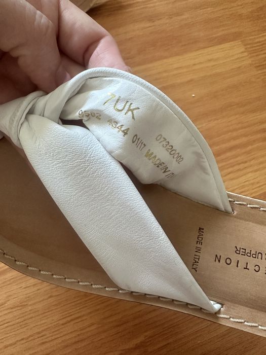 Шльопанці марк спенсер