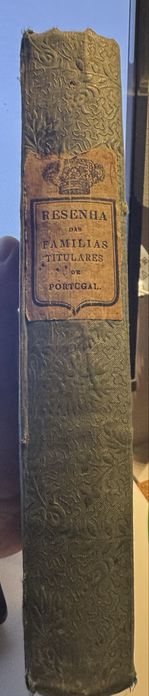 Resenha das familias titulares de portugal