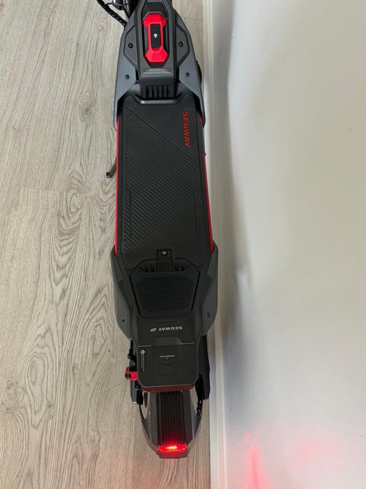 Segway-Ninebot ZT3 PRO 2025.