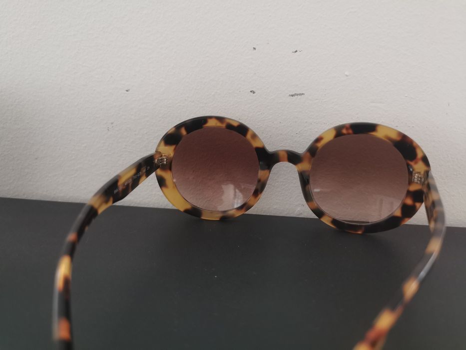 Óculos de sol MIU MIU
