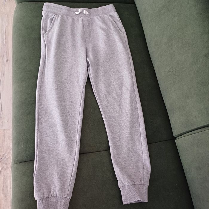 Spodnie dresowe rozm. 152.