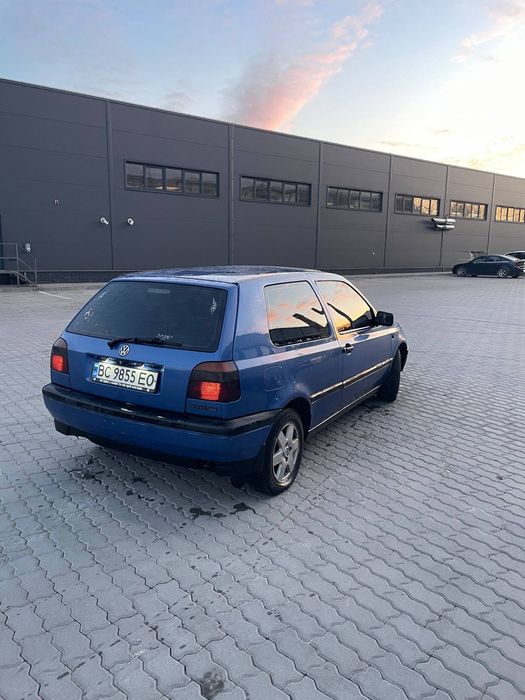 Продам автомобіль Golf 3