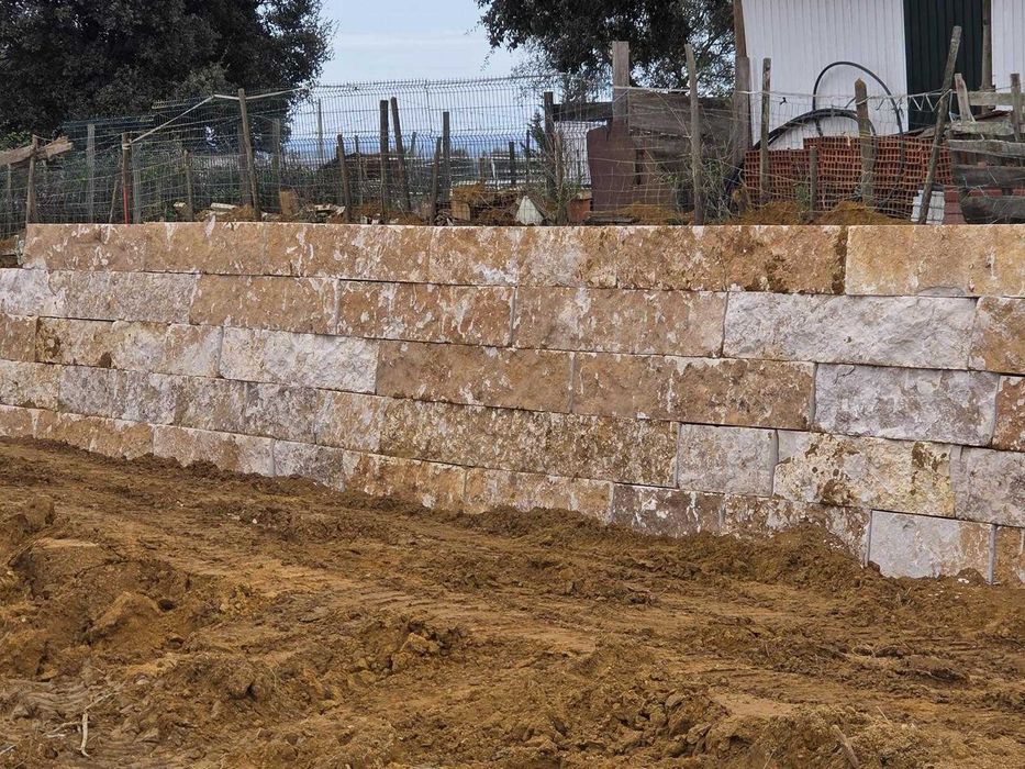 Construção de Raiz, Remodelações e Muros de Contenção