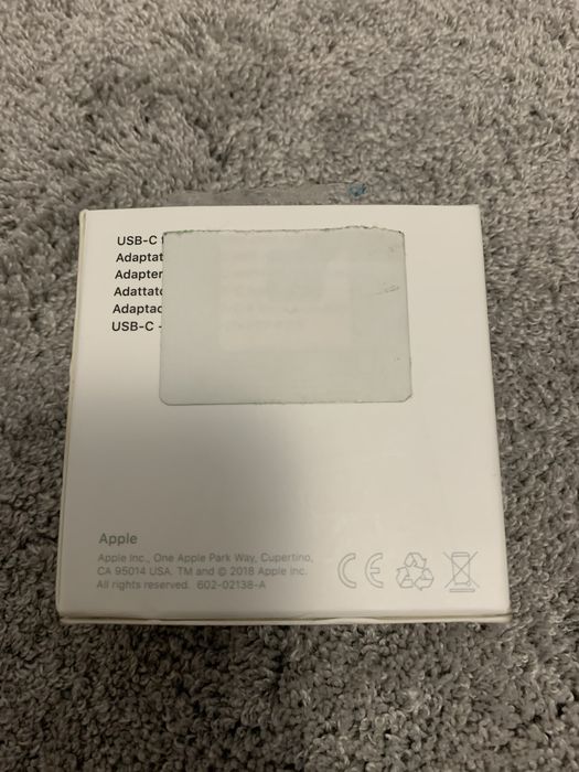 Apple USB-C to 3.5 mm Headphone Jack Adapter64286254469763123