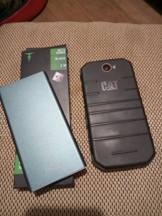 Противоударный / Защищённый смартфон Cat S31