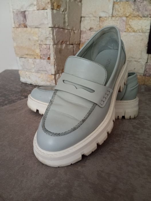 Світло сірі лофери