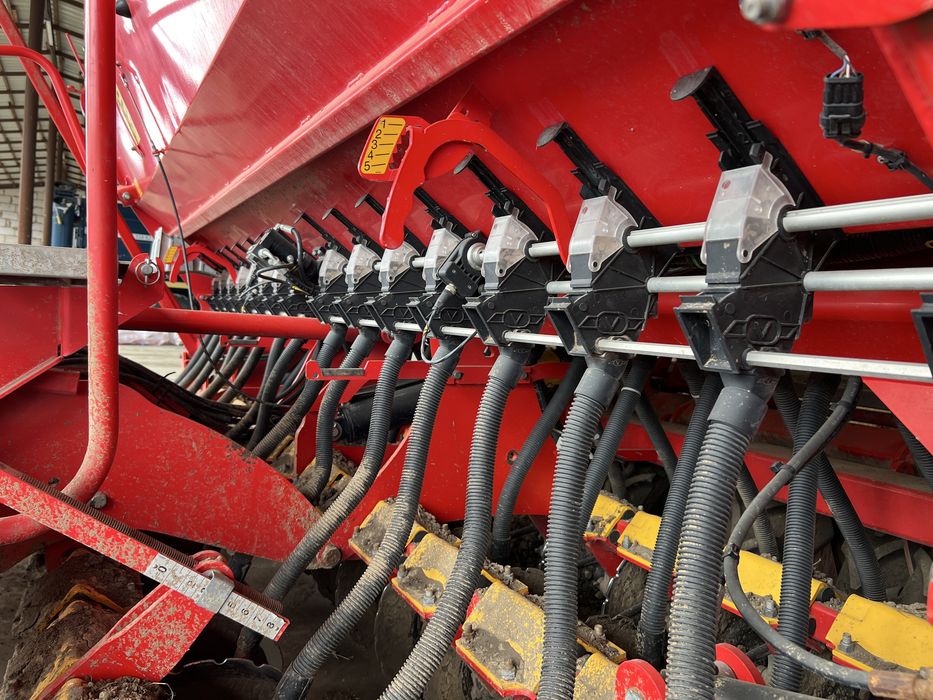 Сівалка Vaderstad Rapid 400C з добривами