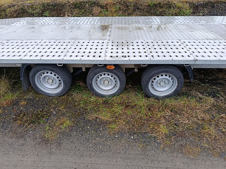 Laweta Niewiadów trzyosiowa