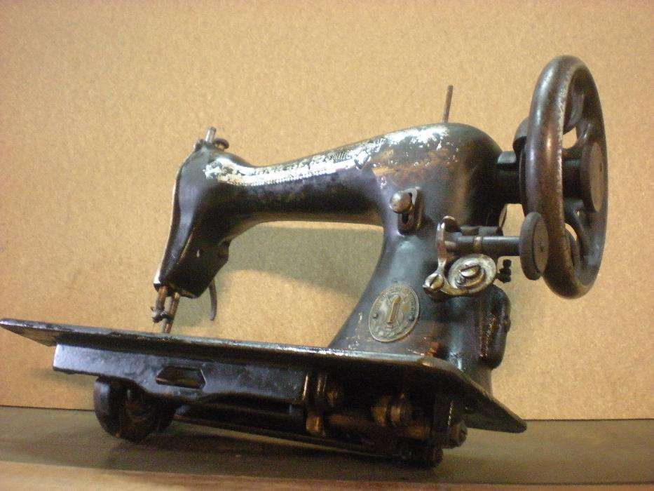 Máquina Costura Singer - Com mais de 100 anos