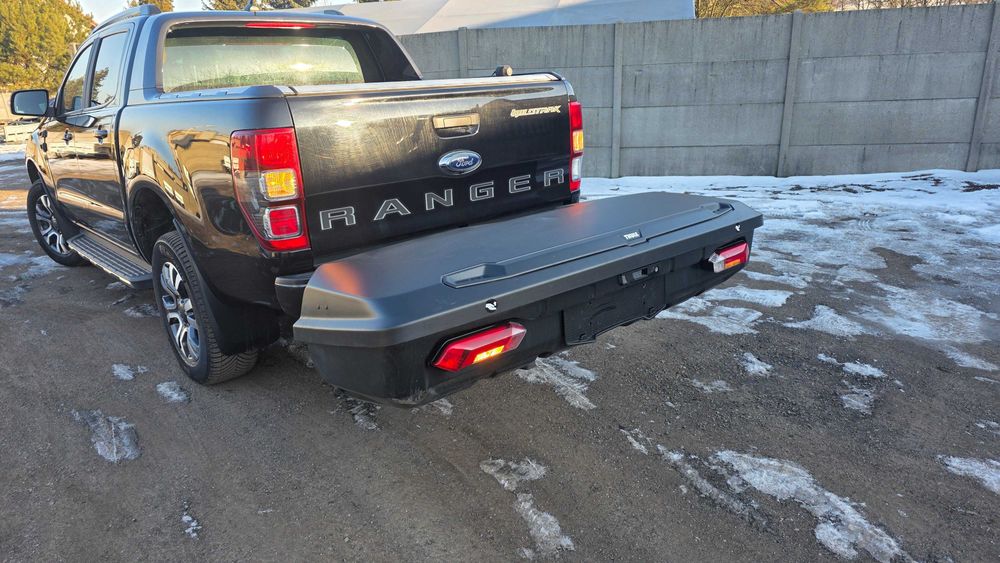 Wynajem boxa bagażnika na hak Thule Arcos XL | narty, snowboard, bagaż