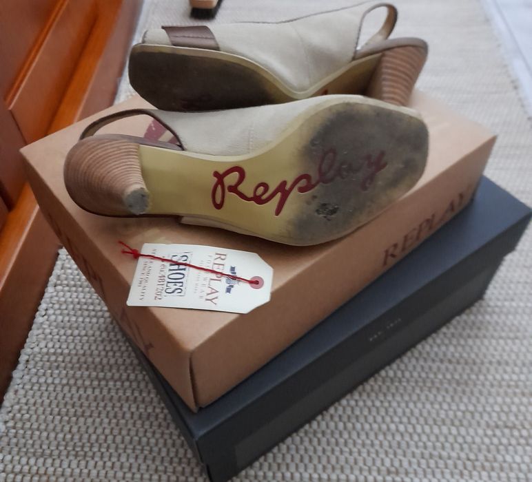 Sandálias muito uso