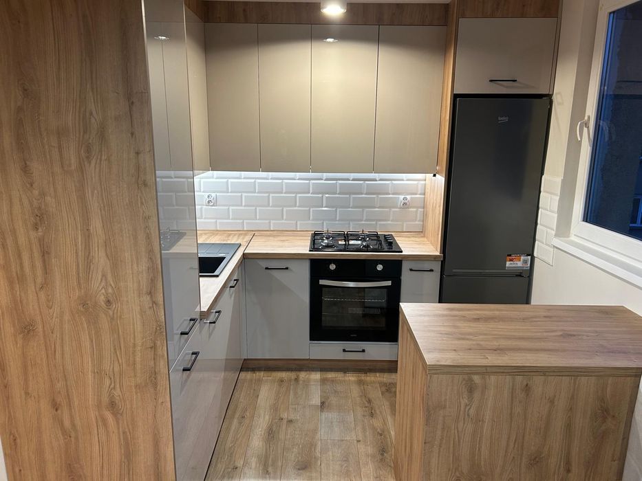 Wynajmę mieszkanie 2 pokoje 42 m2.  Świeżo po remoncie. Od 01.11