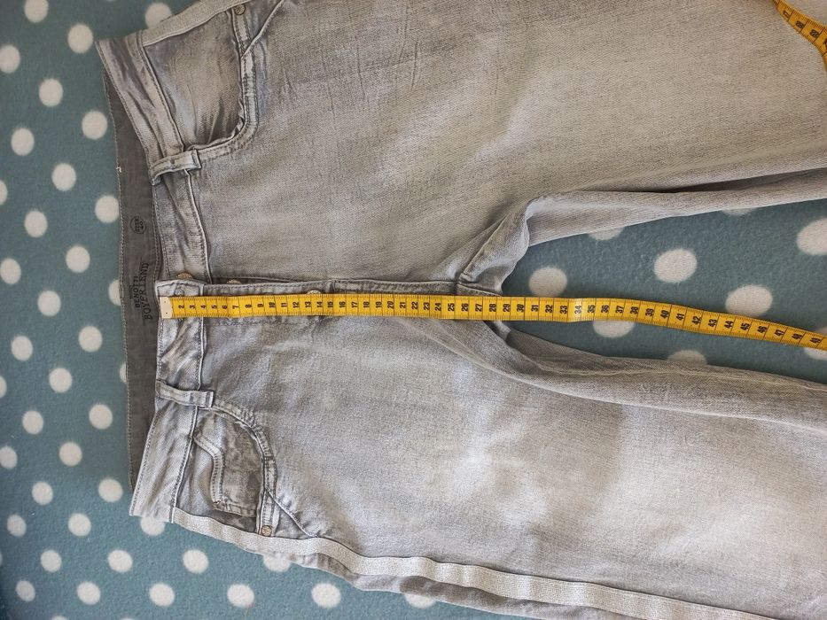Spodnie jeansowe damskie Gina roz.40