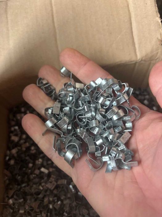 Скоби для з'єднання сітки оцинковані