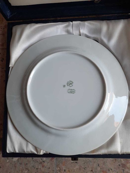 Decorative porcelain plate - T. Limoges64861768748034123