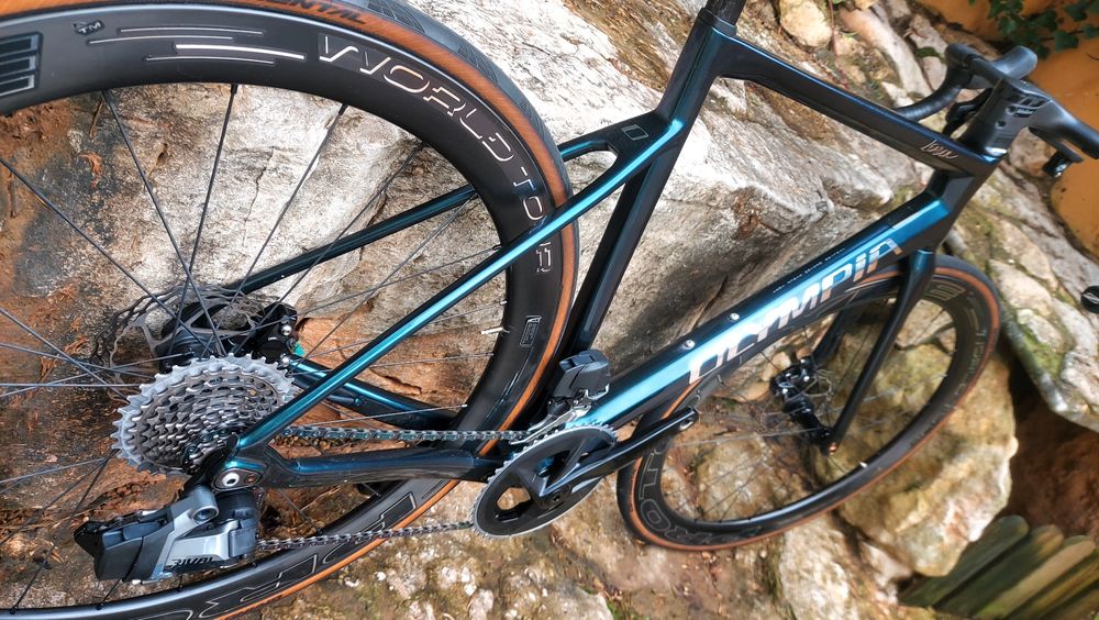 Olympia Leader Sram Rival AXS t54