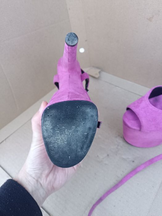 «стрипы» Socialite Stiletto