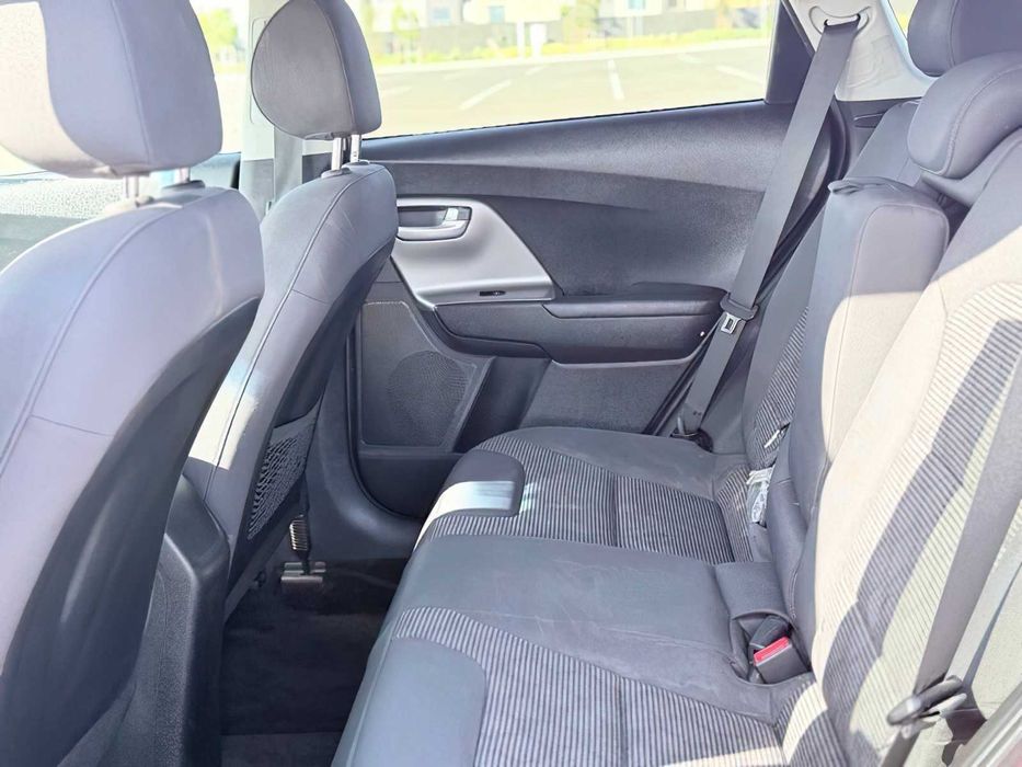 Kia Niro      2018