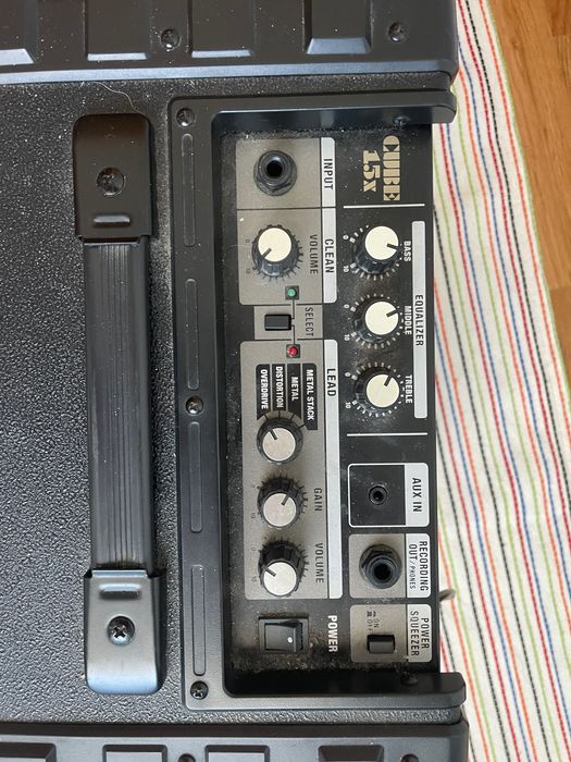 Amplificador Roland Cube 15X – Excelente estado