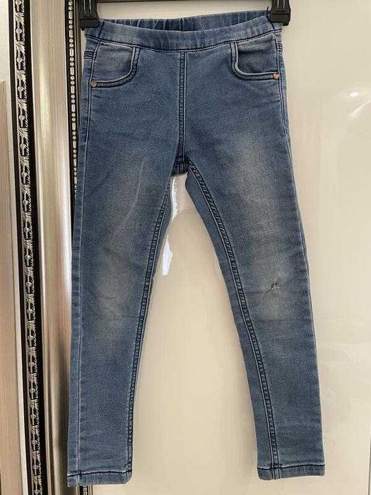 Джинсы детские для девочки 7 лет. На рост 122 см