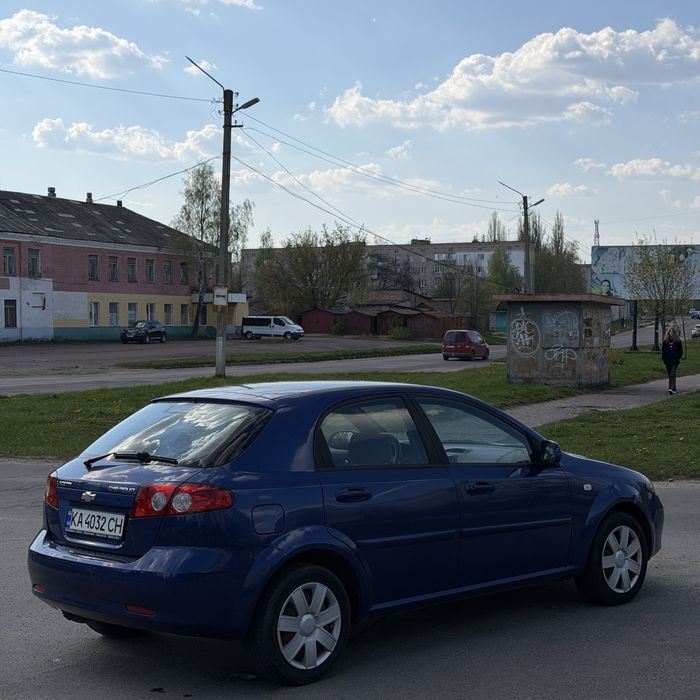 Продам шевроле лачетти