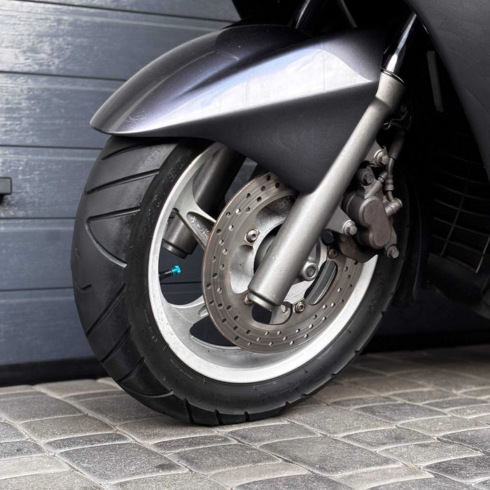 Продам максі-скутер Yamaha Majesty 400 (4722)