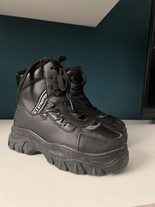 Buty sportowe ocieplane