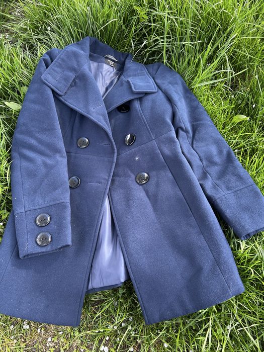 Śliczny płaszcz granatowy
