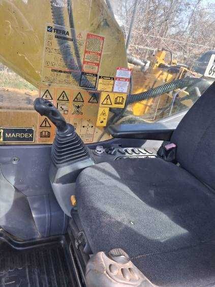 Koparka KOMATSU PC 210 LC