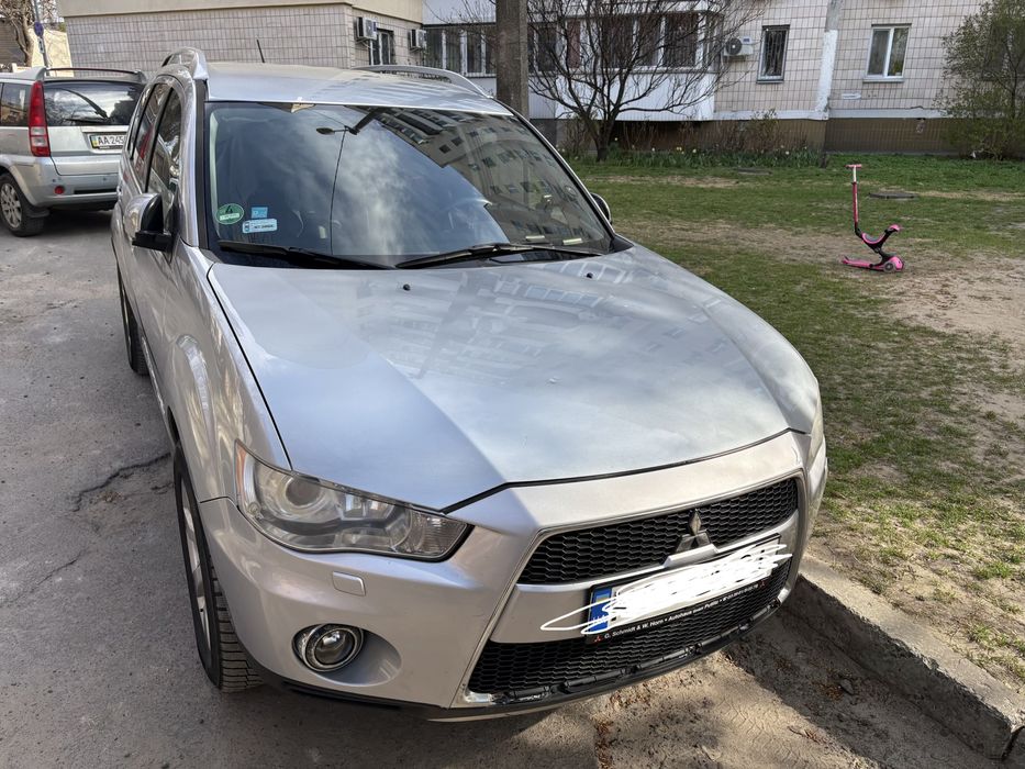 Mitsubishi outlander XL2010 rest 4wd