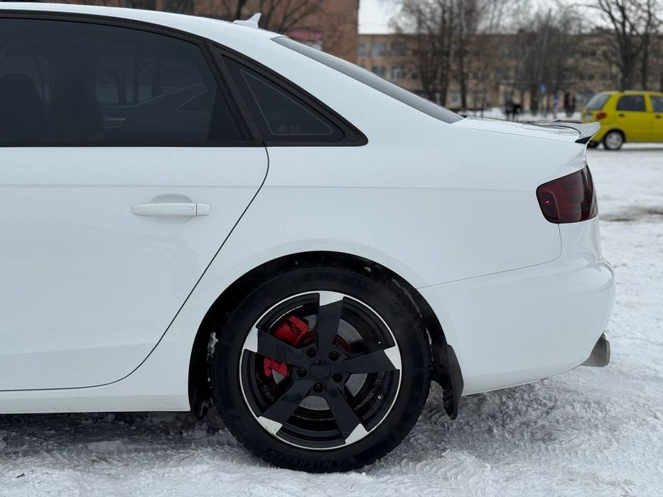 В продажі ауді а 4 б 8 2010 року по Україні