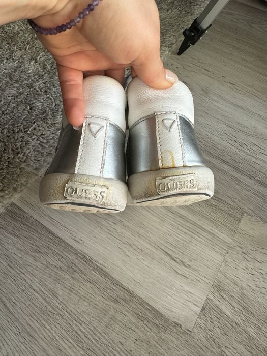 Buty trampki Guess 36