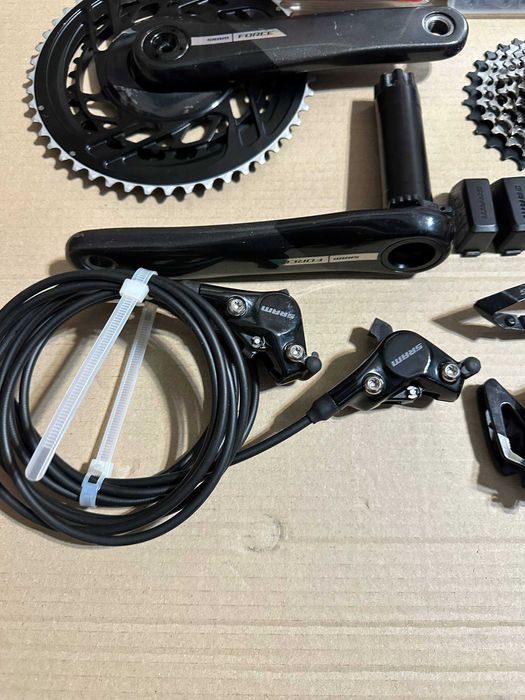 У продажу новий комплект трансмісії Sram Force D2 AXS 12s