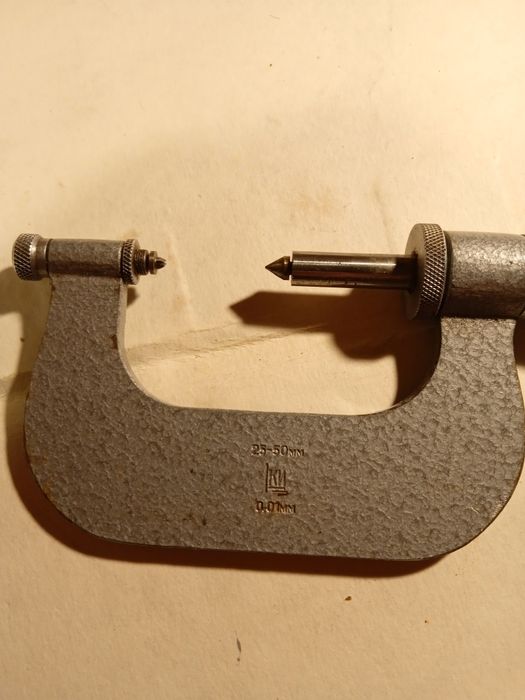 Микрометры  резьбовые 25-50мм50-75мм.