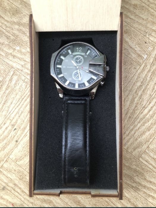 Продаю часы мужские