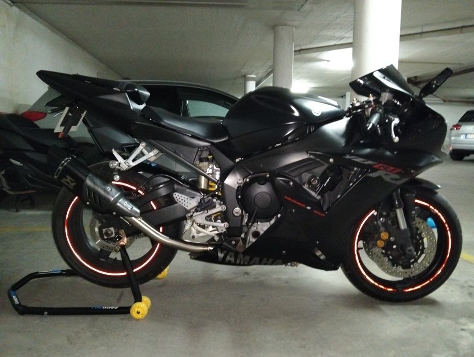 Yamaha YZF R1 2003 (TROCA)