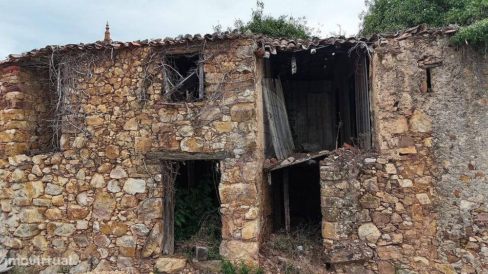 Moradia T0 para venda