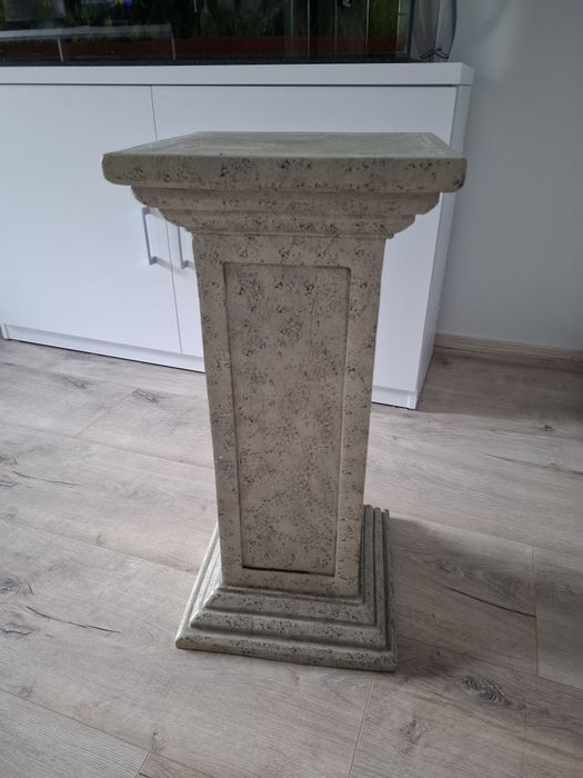 Kolumna, podest ( kolor betonowy)