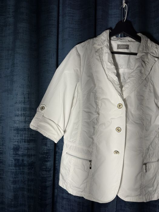 Kurtka wiosenna biała