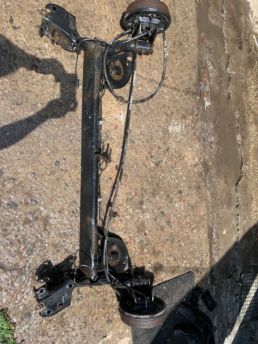 Разборка  NISSAN Note E11 Micra K12  Tiida C11 VERSO балка дверь