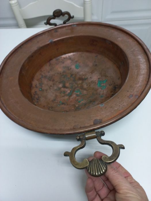 Braseira em cobre ,com pegas em latão. VINTAGE