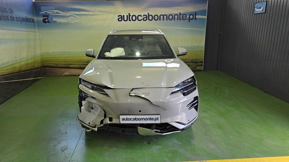 BYD Seal U 71.8Kwh -  Salvado