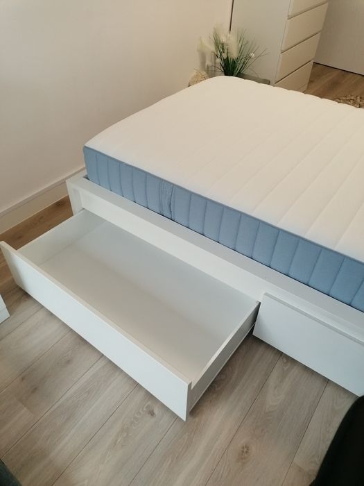 Łóżko MALM Ikea materac szuflady jak nowe