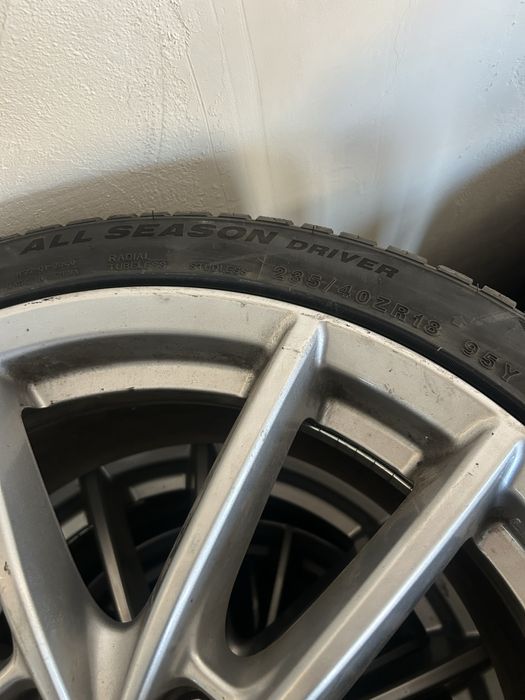 Imperial 235/40 R18