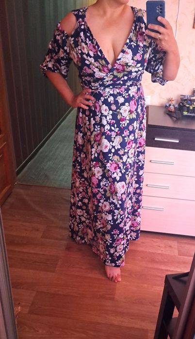 Продам атласное платье. Сарафан