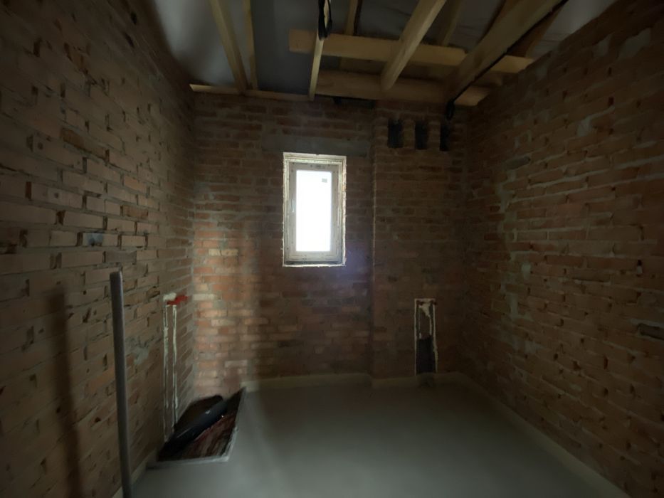 Продаж чистового будинку