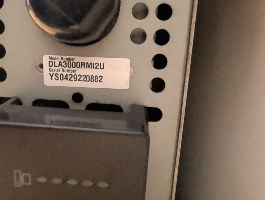 ДБЖ APC SUA3000RMI2U - 2700Вт, батарея 48 В