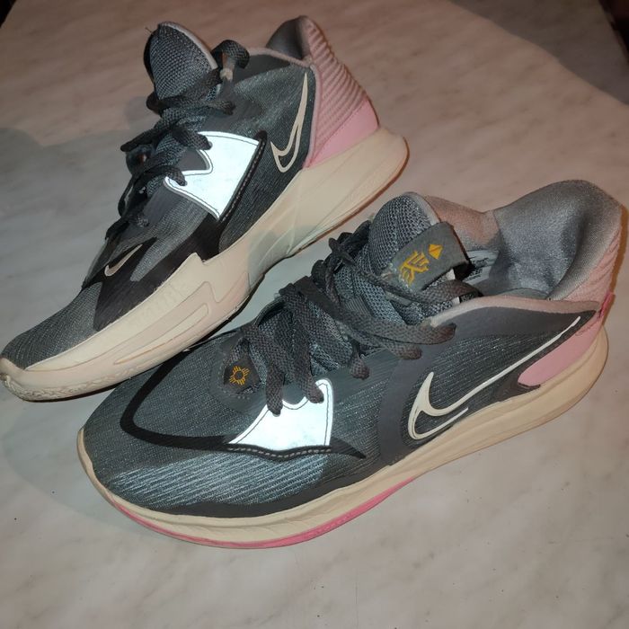 Мужские баскетбольные кроссовки Nike Kyrie 5 Low