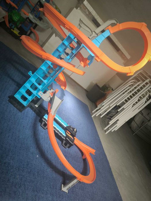 Hot Wheels colisão aérea